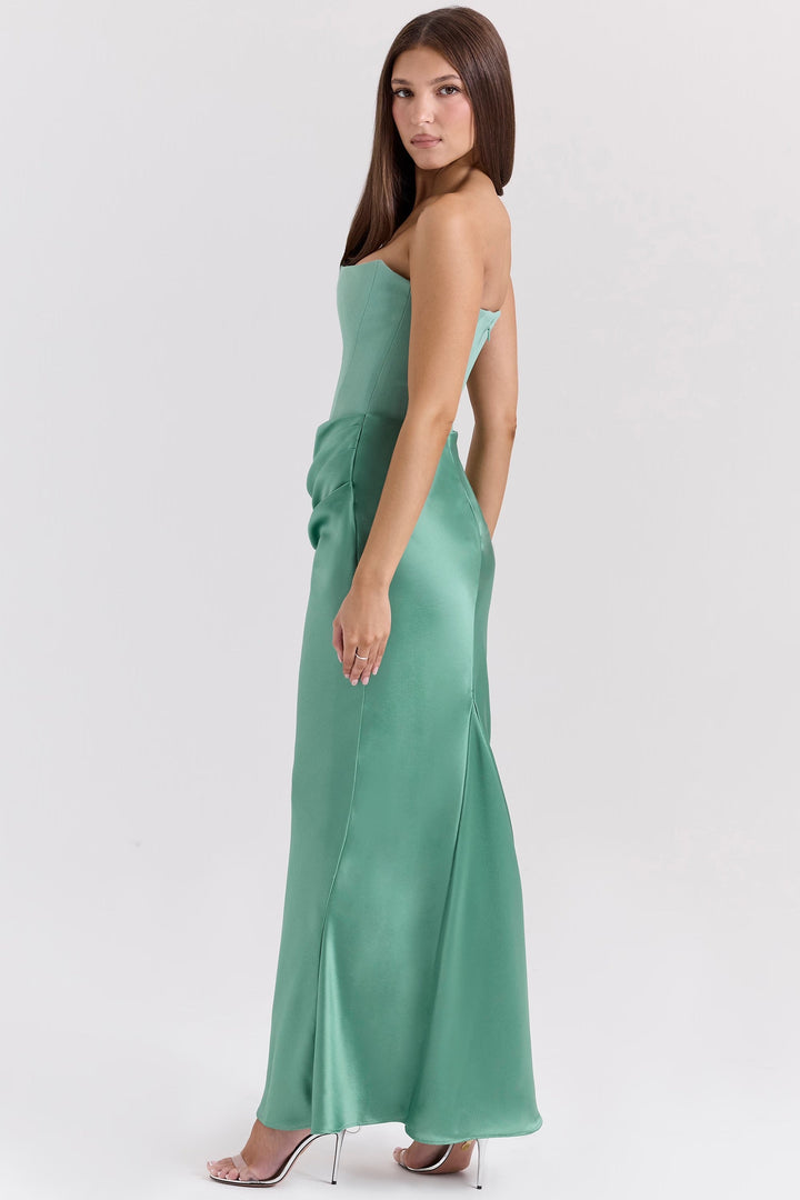 Lina - Elegant Maxi Dress